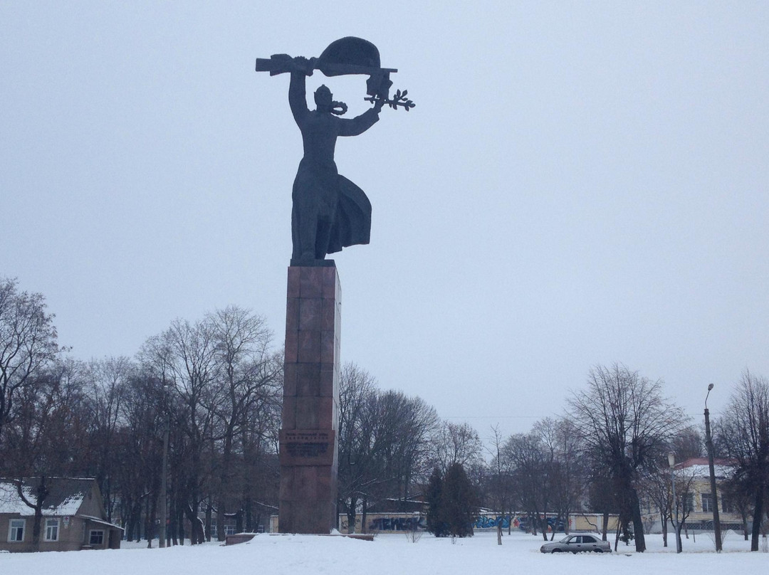 Monument to the Heroes of the Civil War in Orel景点图片