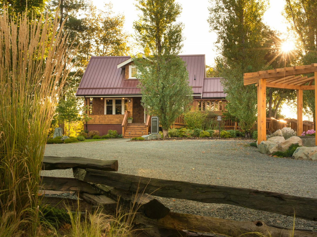 Unsworth Vineyards Tasting Room-Mill Bay必去景点