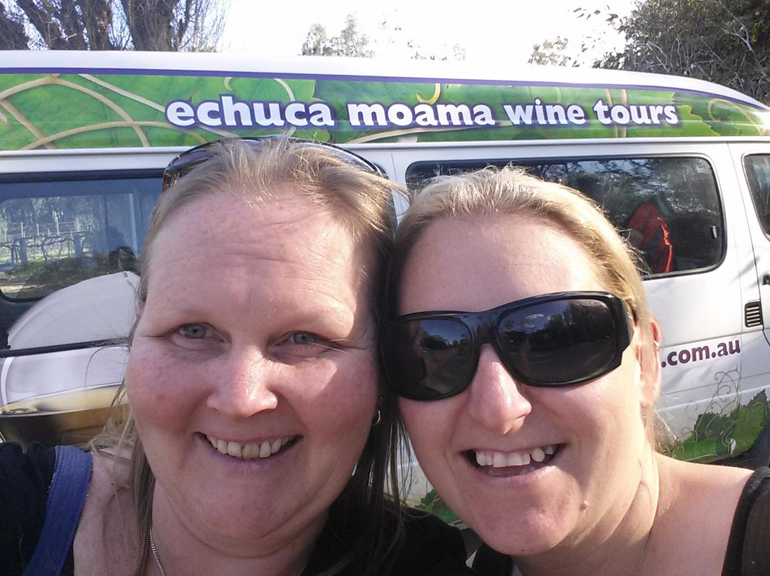 Echuca Moama Wine Tours-伊丘卡必去景点