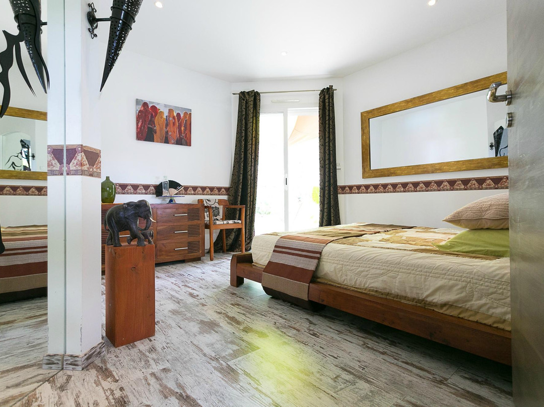 Villa Aquitaine主图