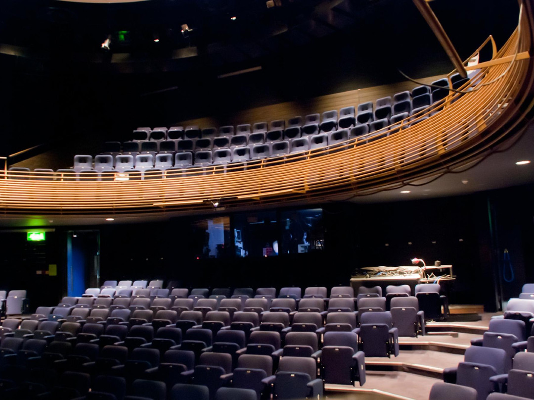 Chequer Mead Theatre-东格林斯特德必去景点