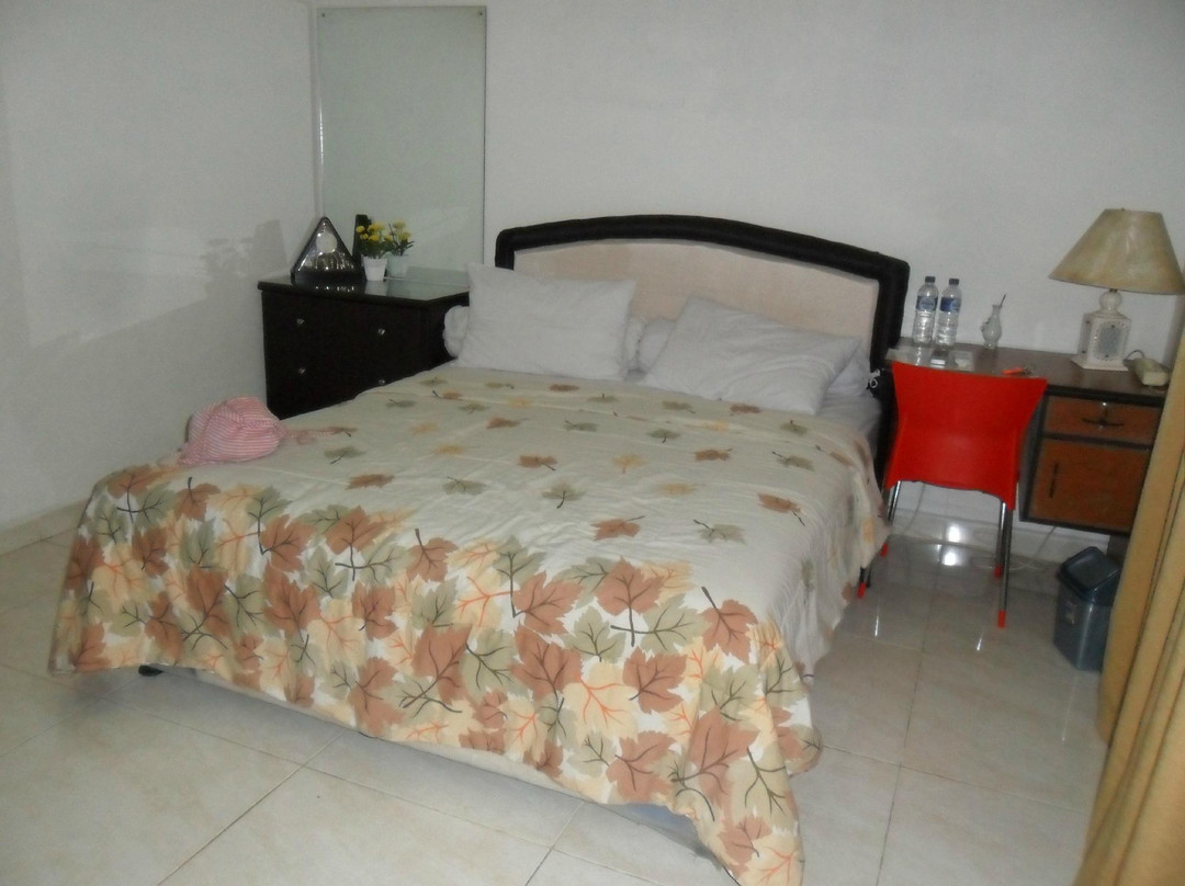 天秤座家庭寄宿旅馆主图