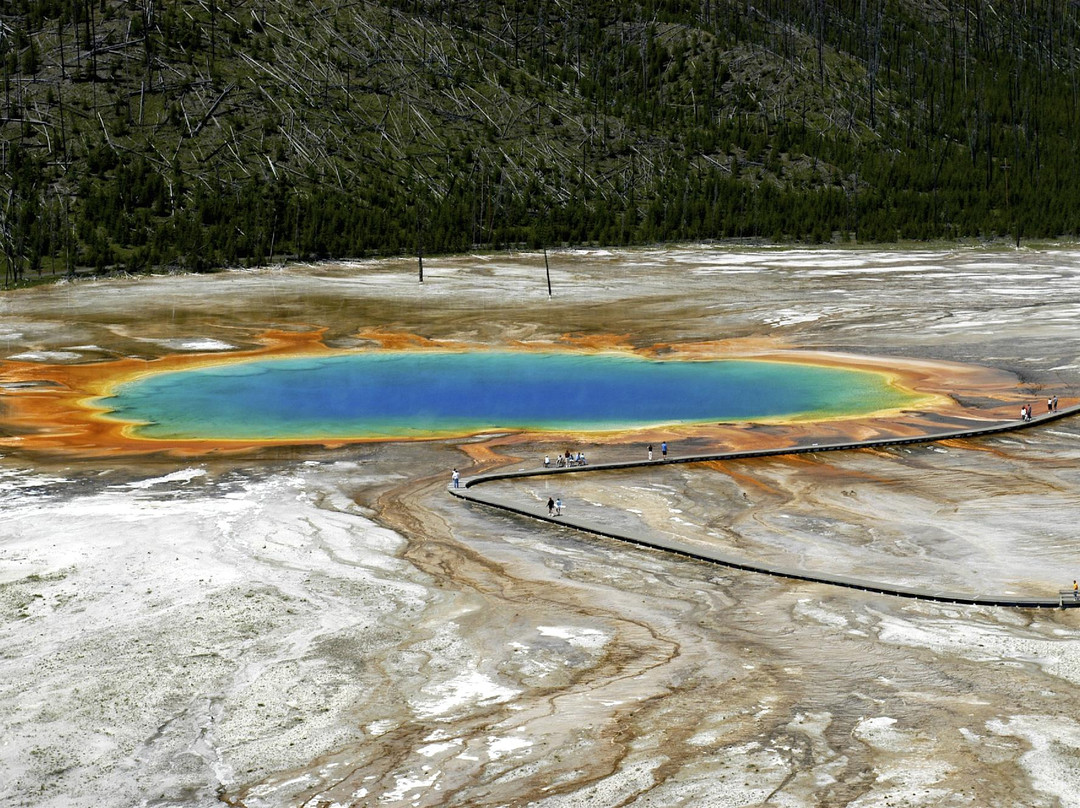 大棱镜温泉-黄石国家公园必去景点