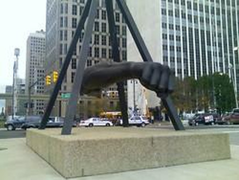 Joe Louis Monument-底特律必去景点