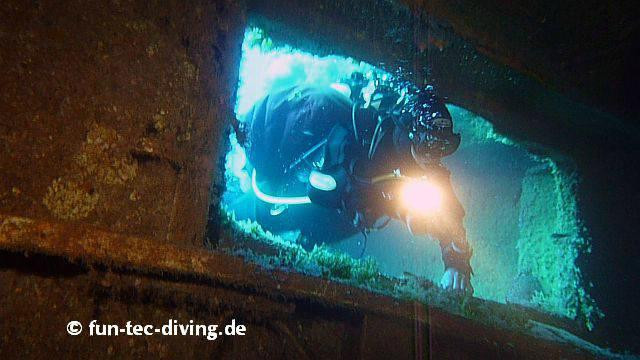 Fun&Tec-Diving景点图片