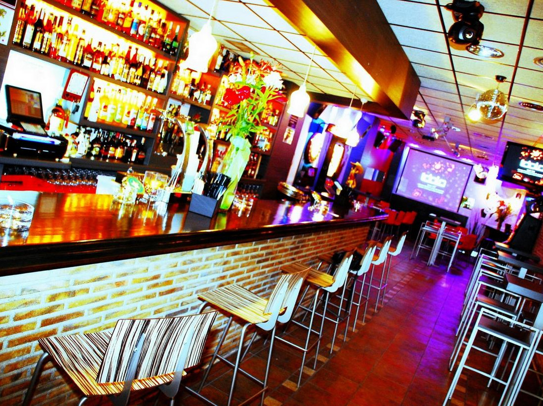 Idolo Lounge Bar-Lo Pagán必去景点