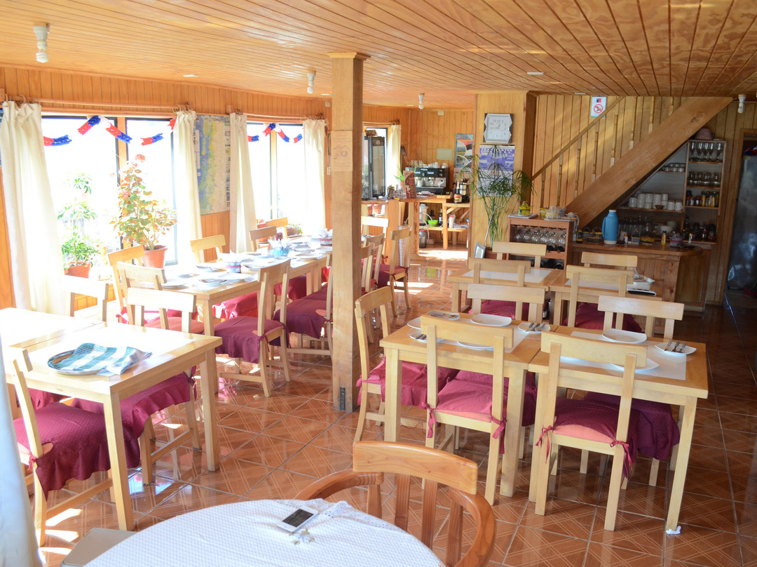 Mallin Grande餐馆和美食-Restaurante Hostería Costanera