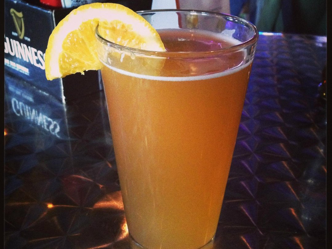 Oakdale餐馆和美食-Long Shots Bar