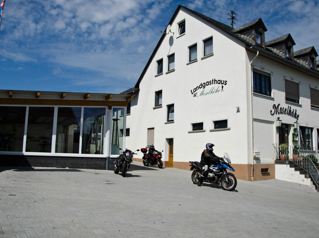Buch酒店住宿-Landgasthaus Moselhoehe