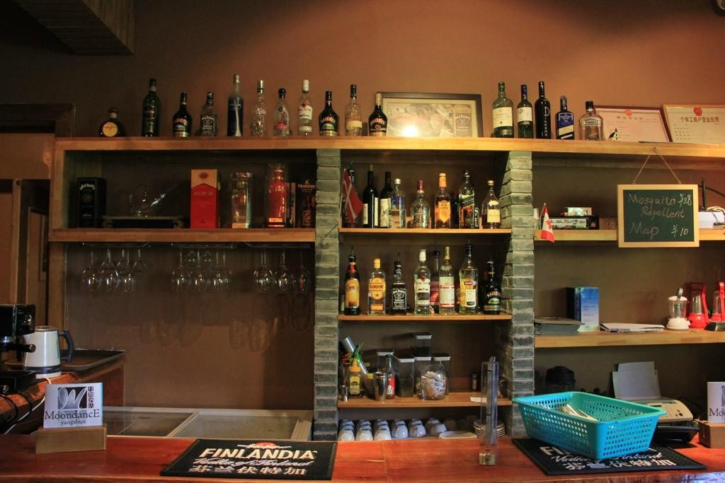 月舞酒店主图