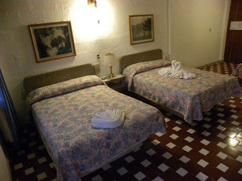 Hotel Los Arcos主图