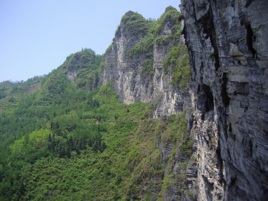 小龙洞瀑布-花垣县必去景点