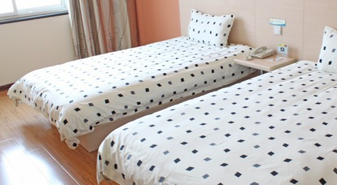 石家庄驿家365连锁酒店和平西路店主图