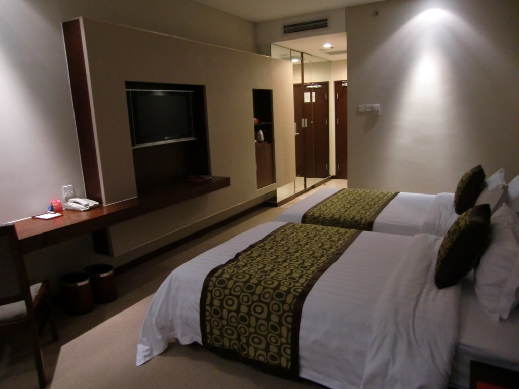 北京万商花园美居酒店主图