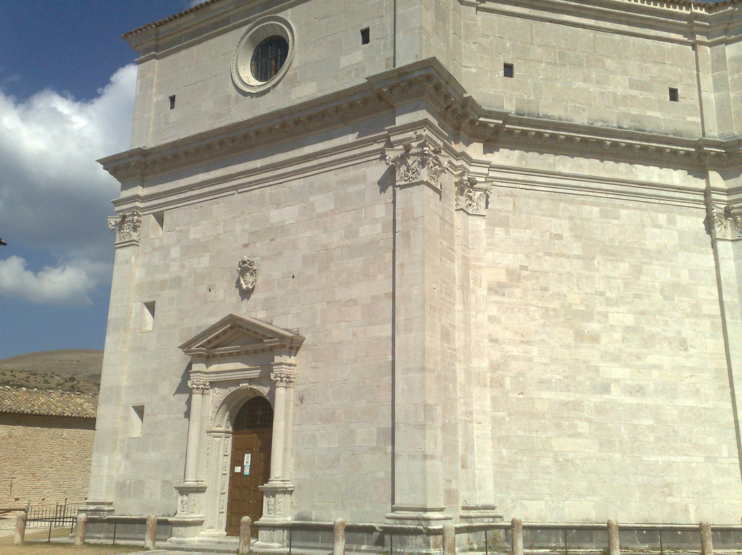 Santuario Santa Maria di Macereto景点图片