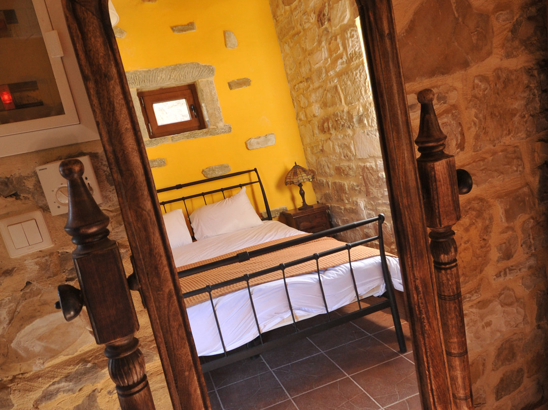 Akros Oreon Green Small Hotel主图