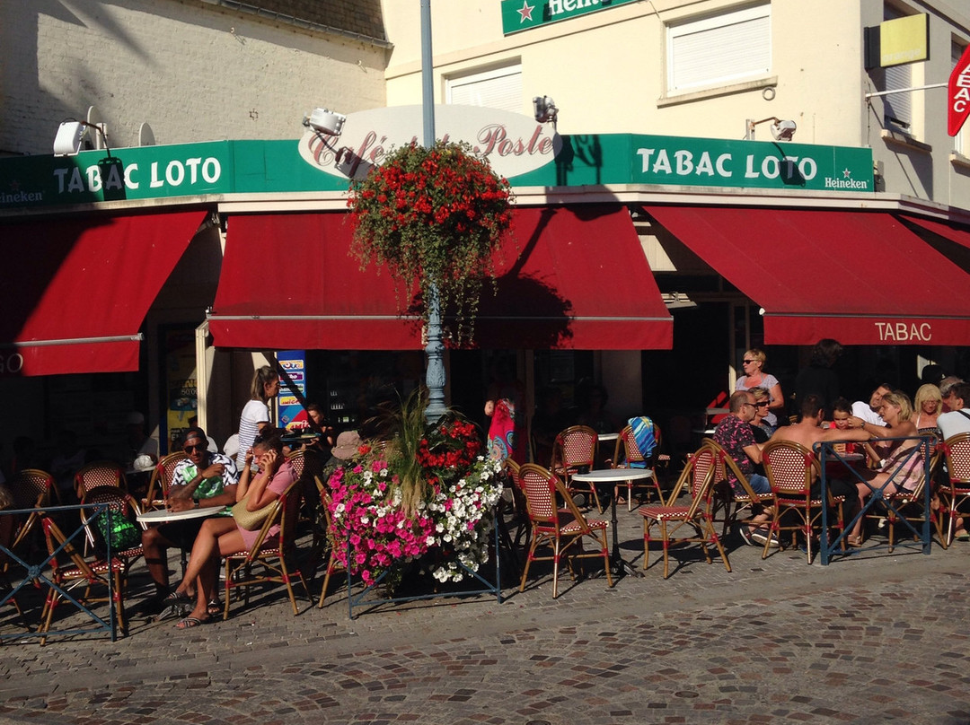 Le Café De La Poste