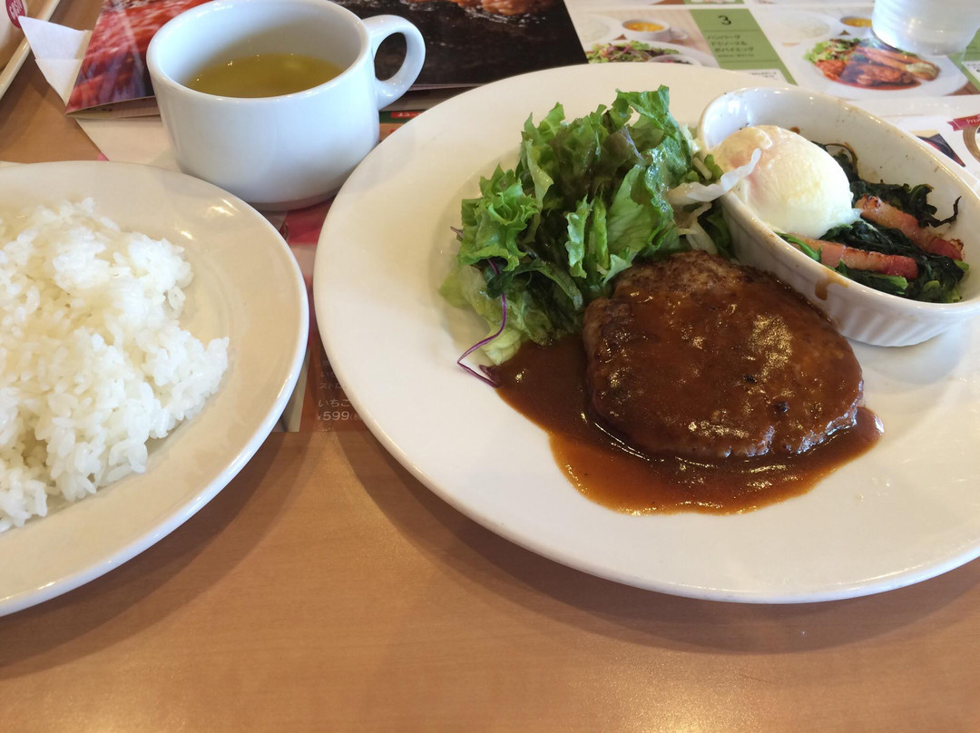 ガスト 清水七ツ新屋店