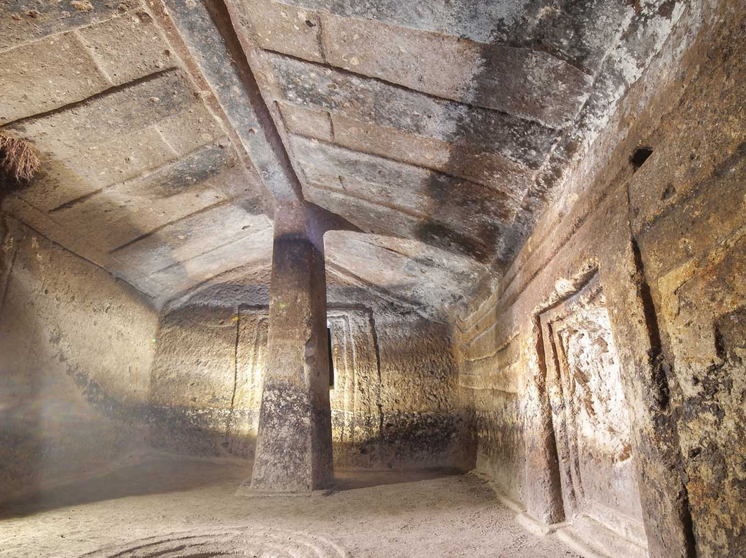 Escursioni Alla Domus De Janas SIncantu