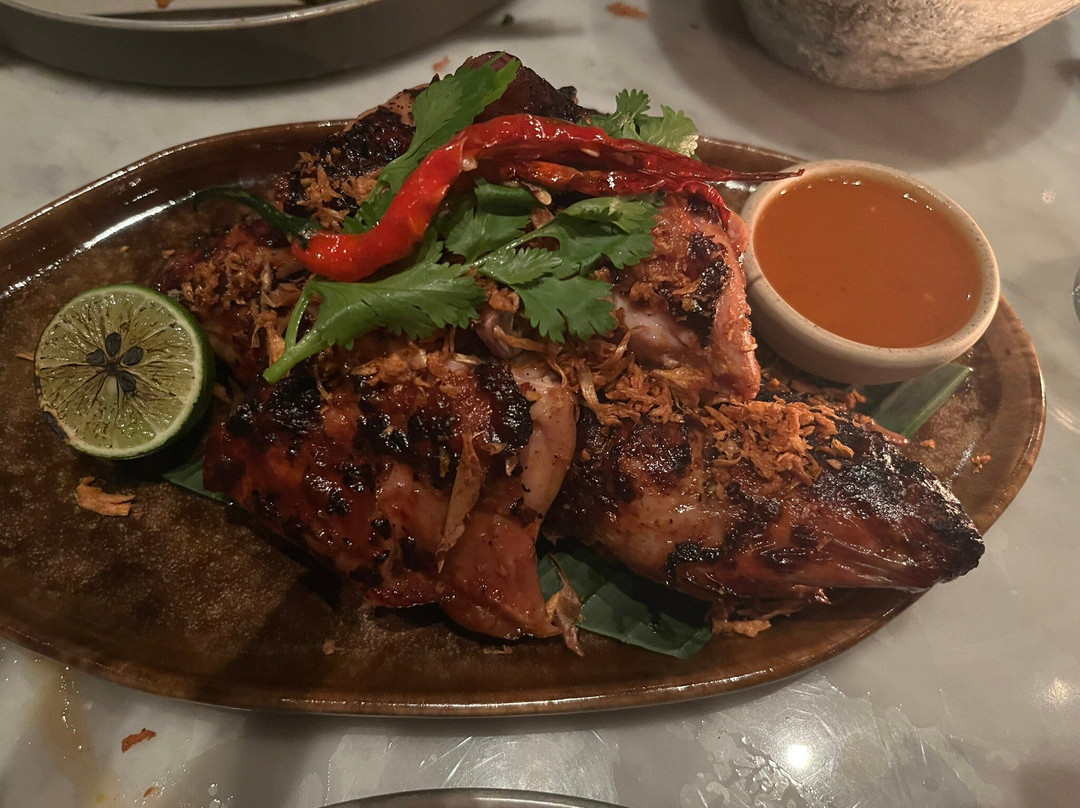 Mama San - Kitchen Bar Lounge