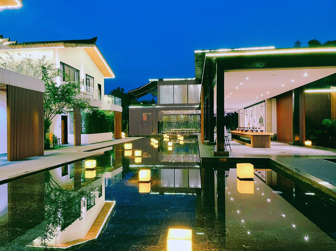 Hiti Alruo Resort (Dayi Anren Ancient Town)