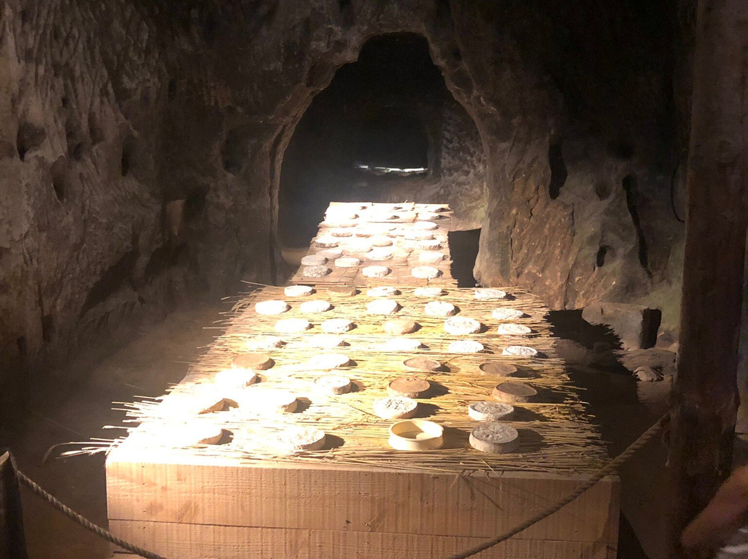 Les Mystères de Farges-Saint-Nectaire必去景点