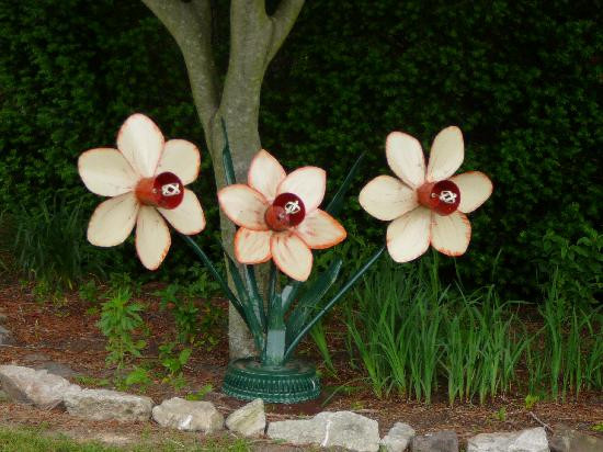 2nd Time Designs-Millsboro必去景点