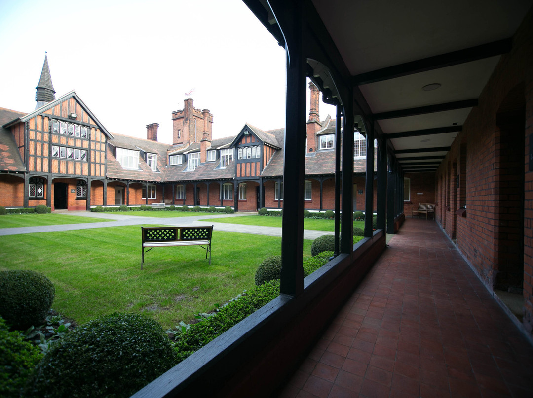 The Pillar Hotel主图