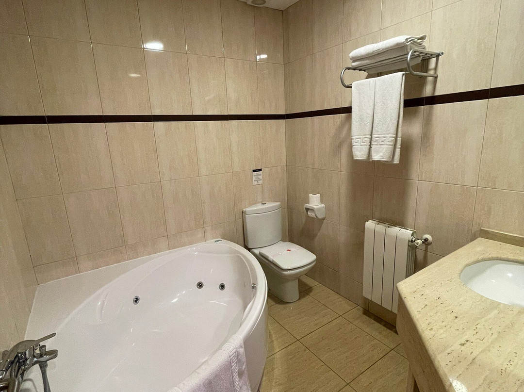 Hotel Hostal Savoy主图