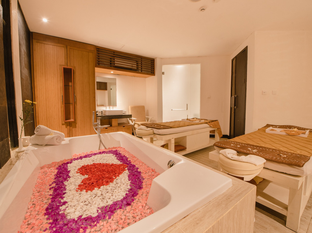 Ambiente Spa at Lv8 Resort Hotel景点图片