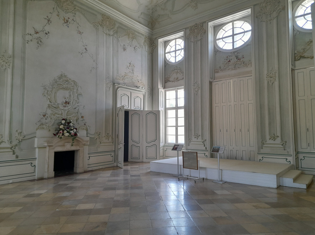 Schloss Halbturn-Halbturn必去景点