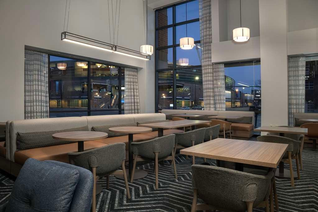 Homewood Suites by Hilton Omaha-Downtown主图