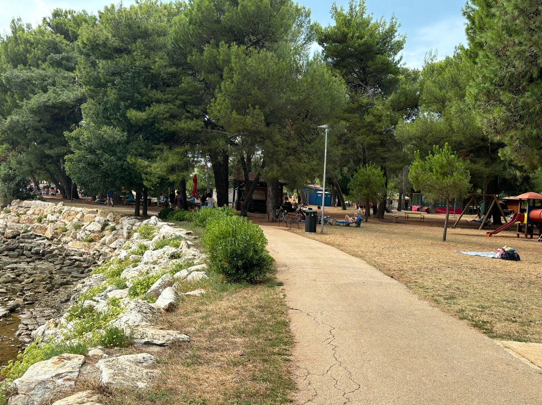 Karpinjan Beach-诺维格拉德必去景点