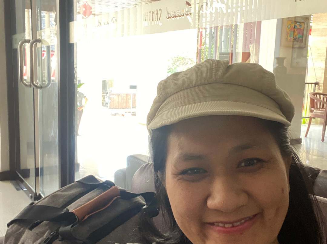 登巴萨酒店主图