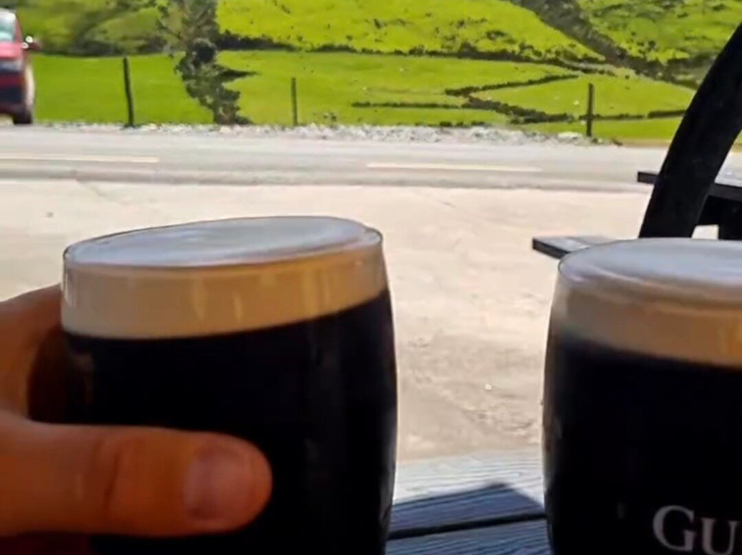 Top of Coom Ireland's Highest Pub-Kilgarvan必去景点