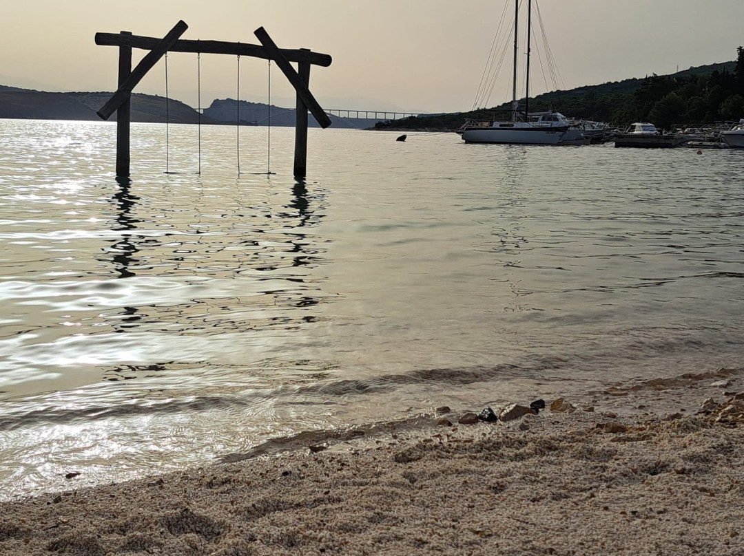 Beach Jadranovo-Jadranovo必去景点