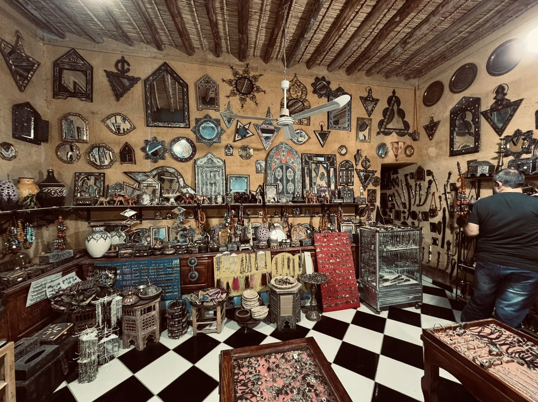 Dépôt Nomade-Hassilabied必去景点