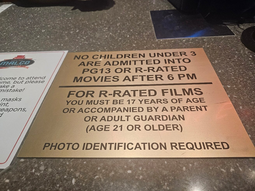 Razorback Cinema-费耶特维尔必去景点