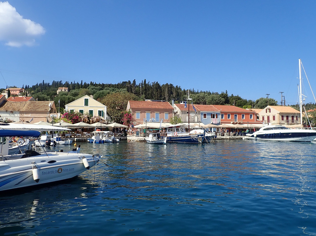 Fiscardo Harbor景点图片