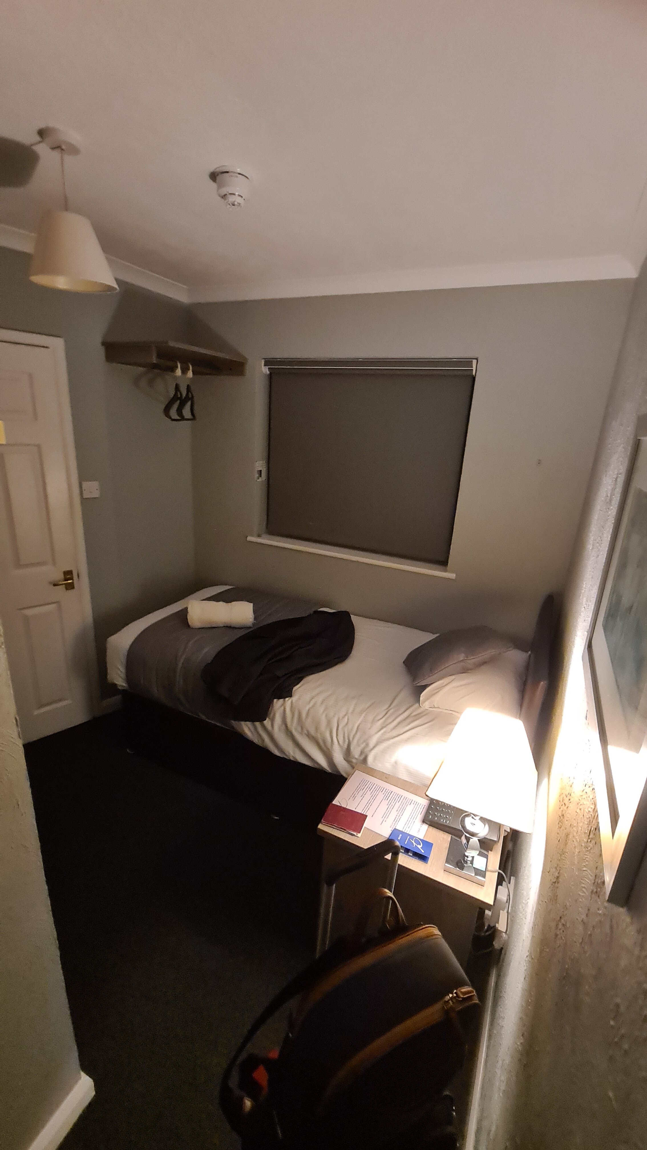 Gatwick Corner House Hotel-官方
