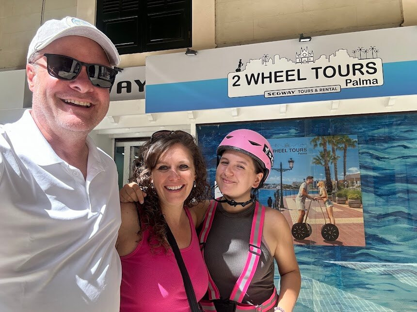 2 Wheel Tours Palma-马洛卡帕尔马必去景点