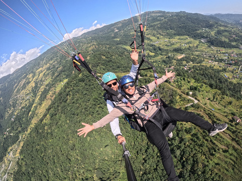 Blue Sky Paragliding-博卡拉必去景点