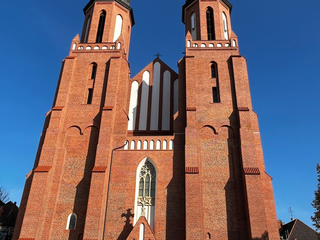 Cathedral of the Holy Cross景点图片