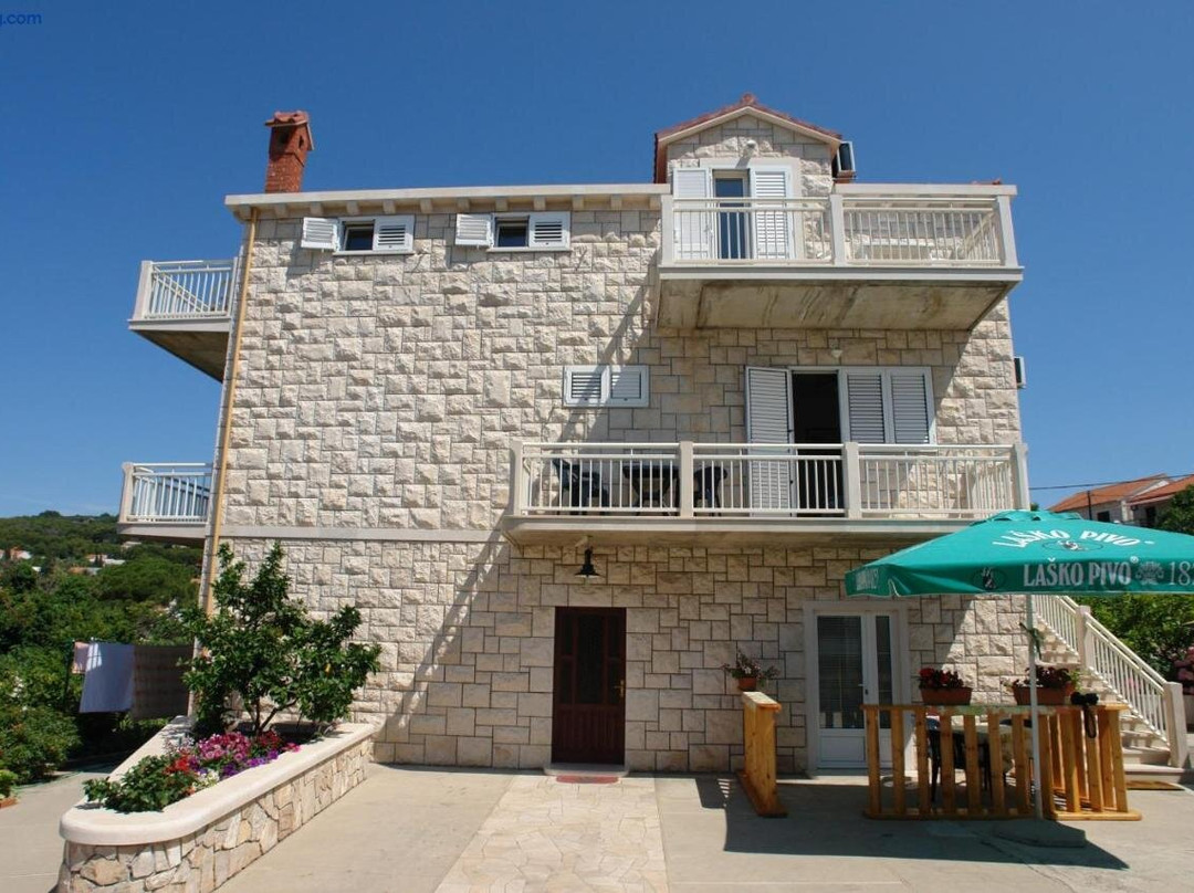 Apartments Leontina