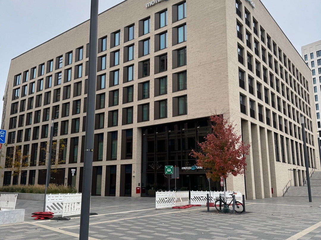 Hotel Motel One Köln-messe主图