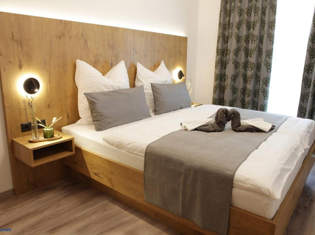 Gastwirtschaft & Hotel Doll