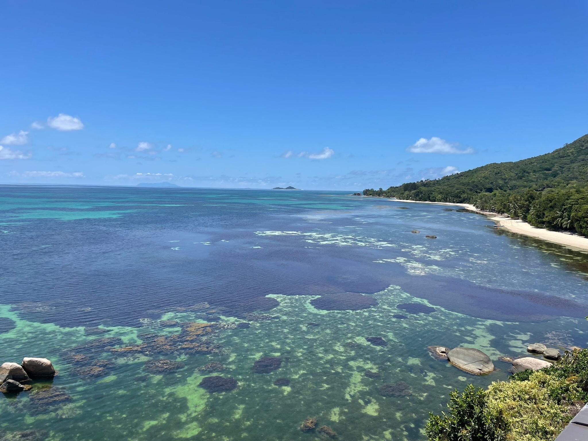 可可海酒店和黑鹦鹉套房酒店-浴室