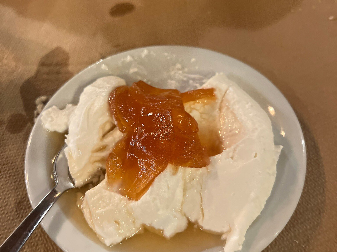 The Pávlians, Yes, About Proedros