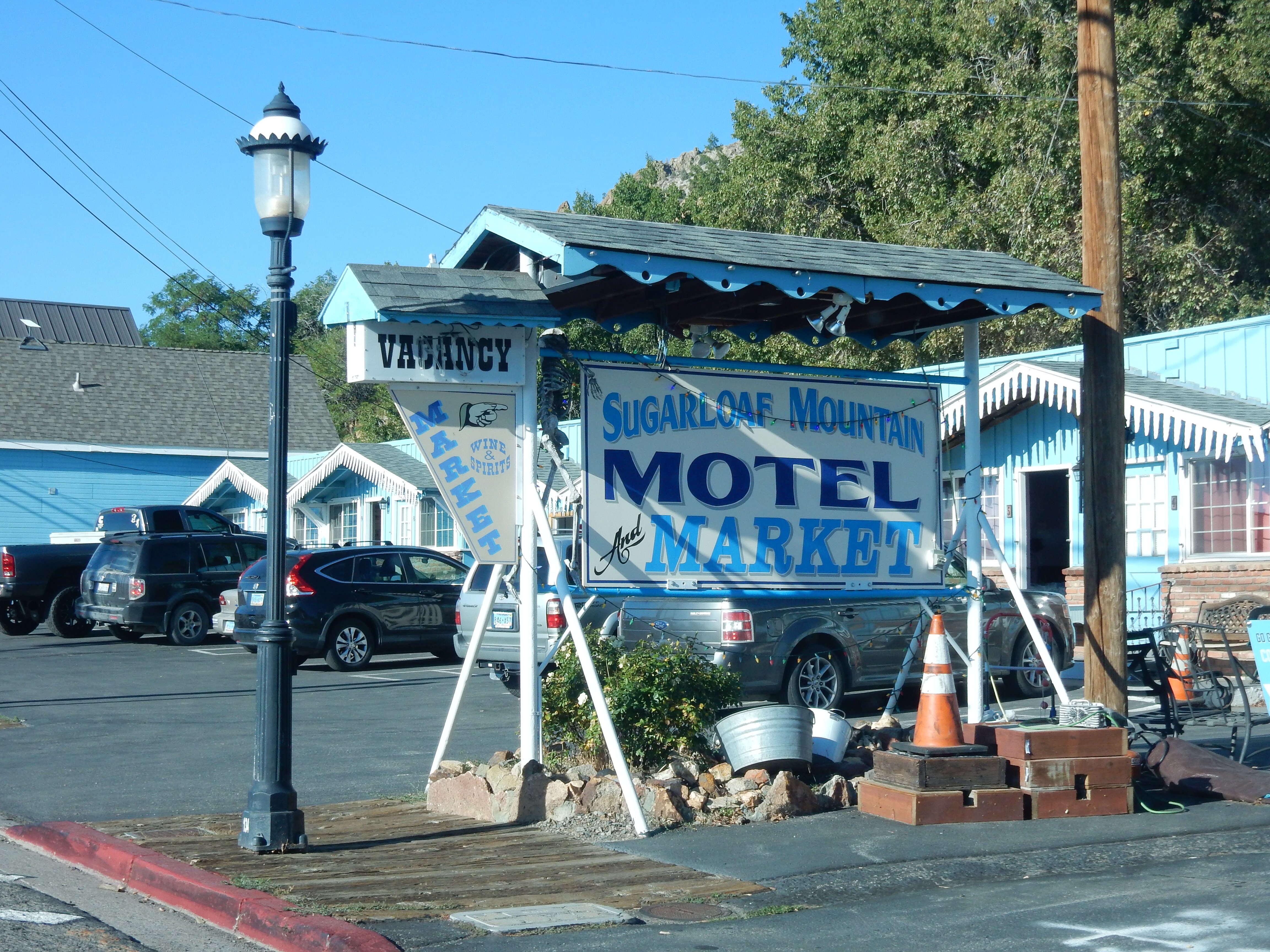 Sugarloaf Mountain Motel-浴室