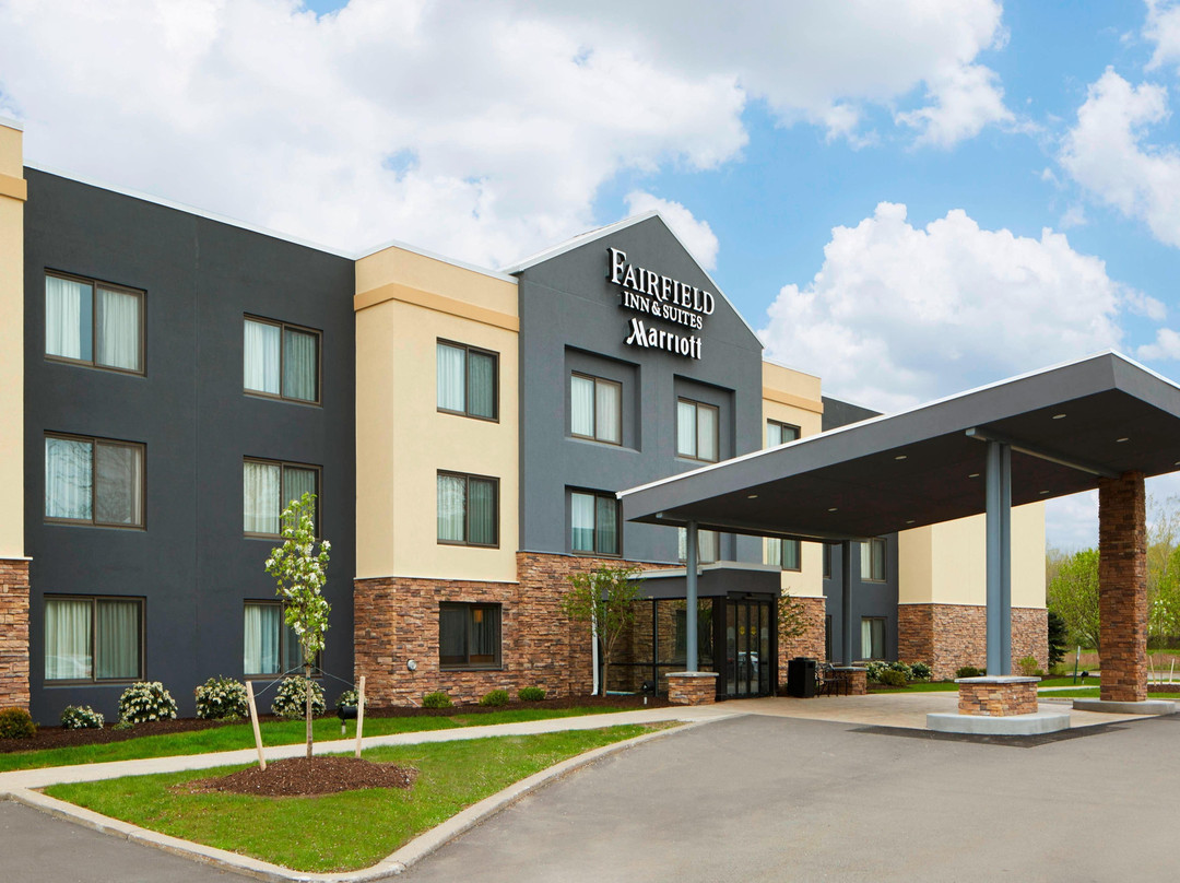 罗切斯特东部万枫酒店主图